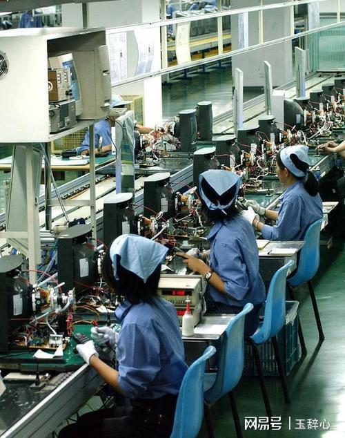 如果中國的工廠要實行 5 天 8 小時的工作制,還真不一定受歡迎 生活 工資 加班費 網易訂閱