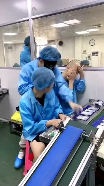 去了一次面膜工廠,員工竟然都是這種工作態(tài)度,我瞬間愛上了這里啊
